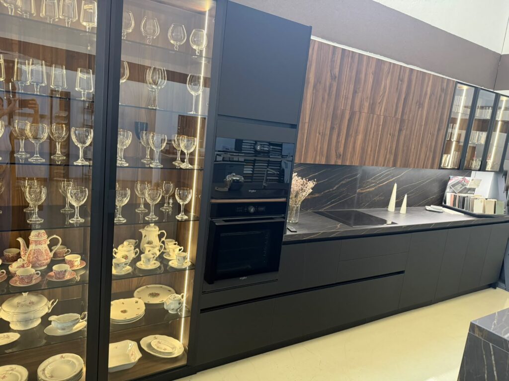COCINA NEGRA 2